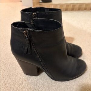 Kenneth Cole Reaction Black Ankle Booties